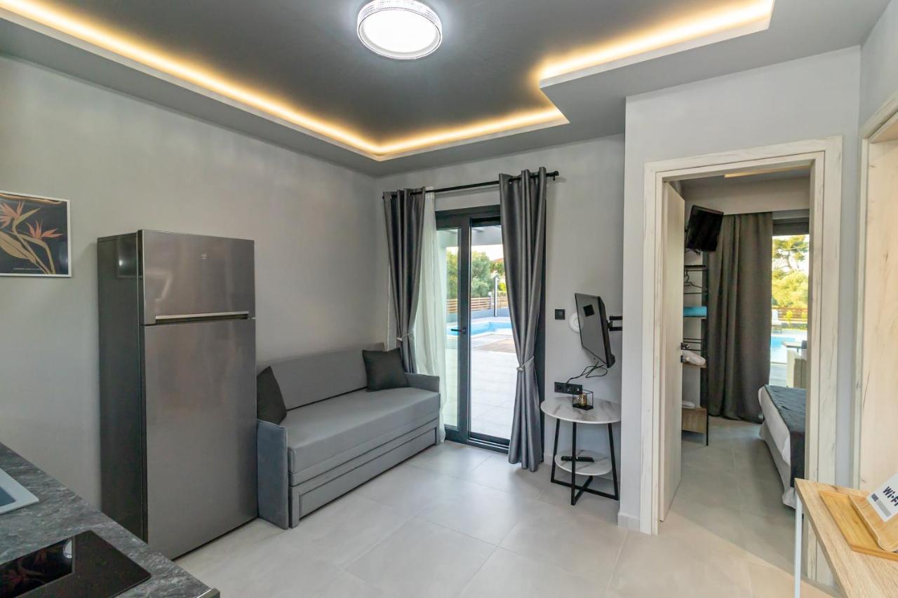 Assos Luxury Villas Пефкохори Екстериор снимка